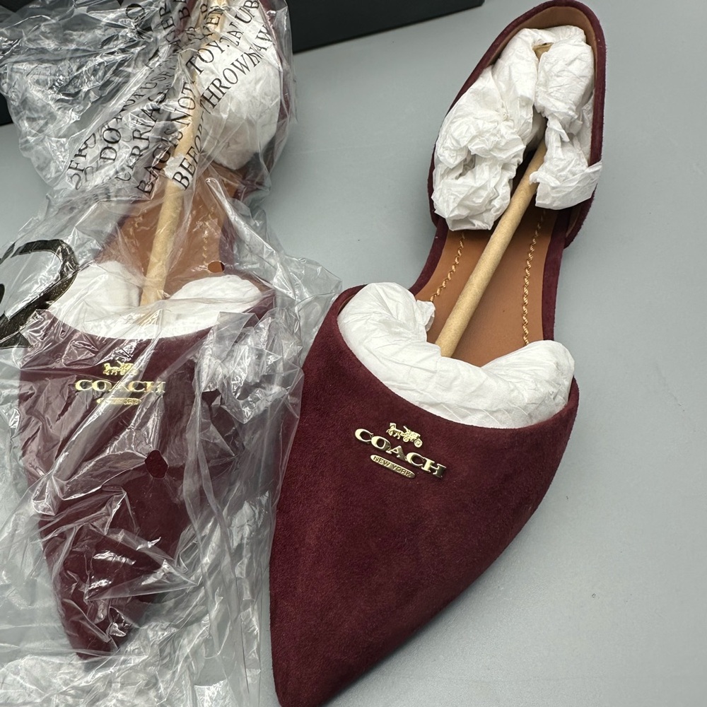 Coach Pointed Toe wine flats size 7 - Picture 12 of 15